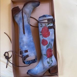 Denim boots with Leather details